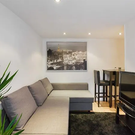 Luxury Tour Eiffel - Smartrenting * 파리